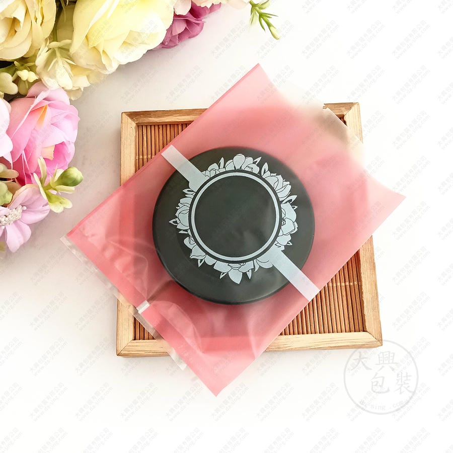 粉底白圓圈餅乾袋實品圖